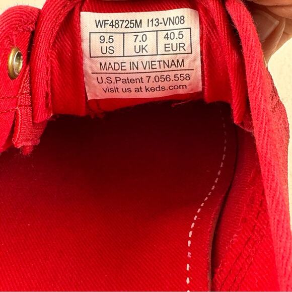 Keds x Taylor Swift 032 Red Lace Slip-On Sneaker Shoes Women's Size 9.5 EUR 40.5 - Picture 9 of 11